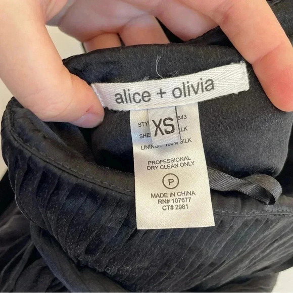 Alice + Olivia Silk Black Mini Dress Pleated Halter Strap Structured LBD - Picture 11 of 13